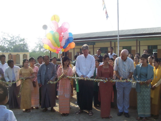 Build schools in Burma Myanmar - Building Middle school in Kwaye Ye Kone - Mandalay Division - 100schools, UK registered charity
