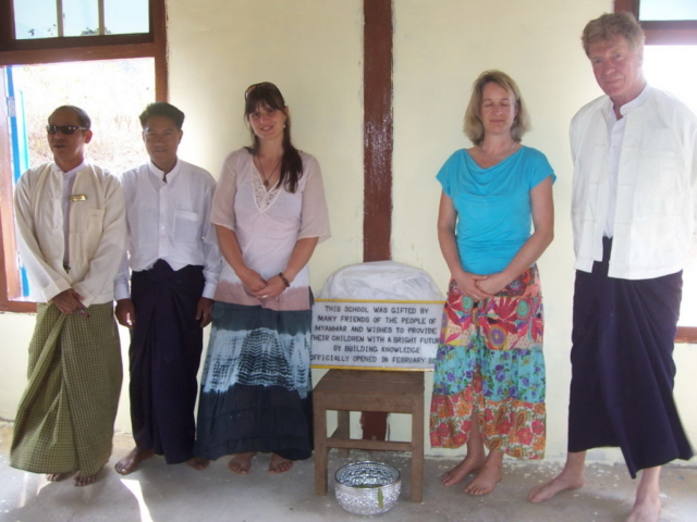 Build schools in Burma Myanmar - Building Kindergarden in Ye Twin Gyi- Shan State - 100schools, UK registered charity