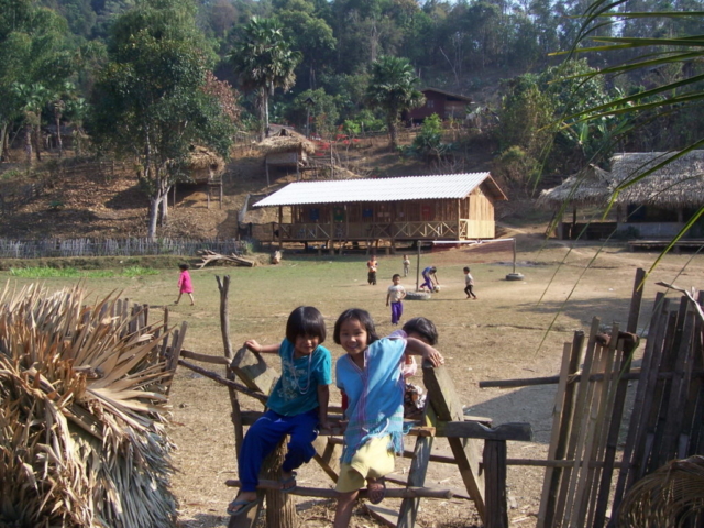 Build schools in Burma Myanmar - Building Primary school in Mae-Surin-Noi-Mae-Hong-Son,Thailand- 100schools, UK registered charity