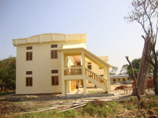 Build schools in Burma Myanmar - Building High school in Tee-Daw - Sagaing Division - 100schools, UK registered charity