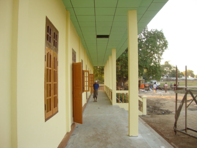 Build schools in Burma Myanmar - Building Middle school in Hti Hlaing - Sagaing Division - 100schools, UK registered charity