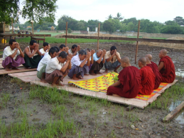 Build schools in Burma Myanmar - Building Middle school in Hti Hlaing - Sagaing Division - 100schools, UK registered charity