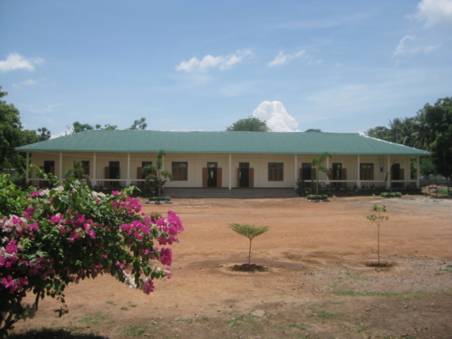 Build schools in Burma Myanmar - Building Jr High School in Daw Hat Taw - Mandalay Division - 100schools, UK registered charity