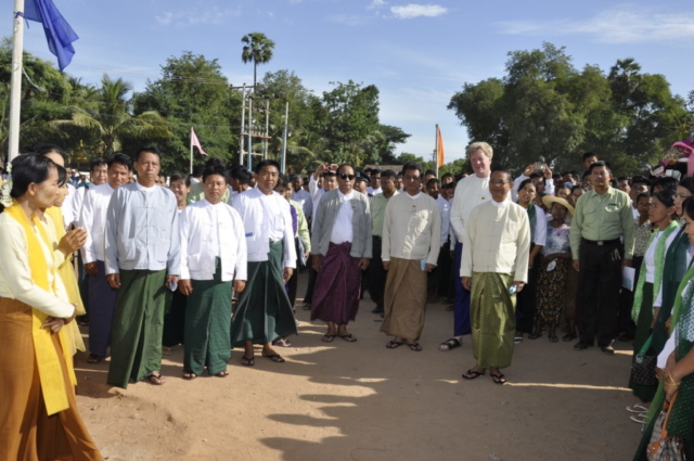 Build schools in Burma Myanmar - Building Middle school in Daw Hat Taw - Mandalay Division - 100schools, UK registered charity