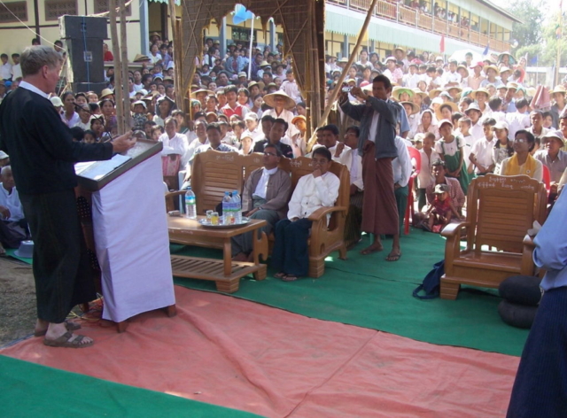 Build schools in Burma Myanmar - Building Jr High School in Hti Hlaing - Sagaing Division - 100schools, UK registered charity