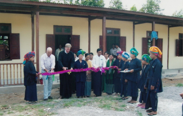 Build schools in Burma Myanmar - Building Middle school in Ye Twin Gyi- Shan State - 100schools, UK registered charity