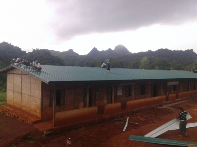 Building 100 schools in Burma - Middle school - War Ban Balo
