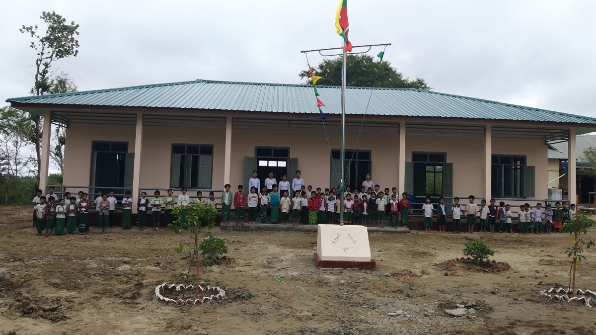 Building 100 schools in Burma - Primary school - Wet Choke Kone