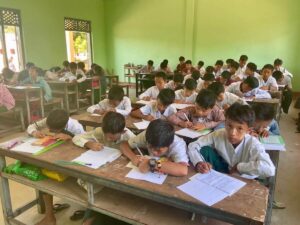 Building 100 schools in Burma - Middle school - Yit Kan