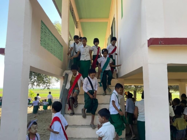 Building 100 schools in Burma - Primary school - Shar Kone