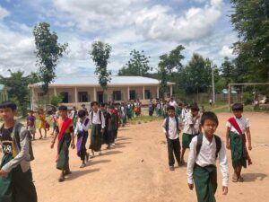 Building 100 schools in Burma - School 95 - High school - Ma Dam