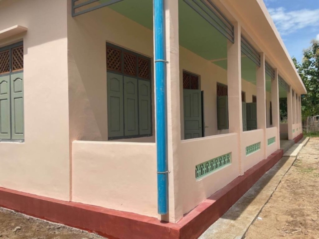 Building 100 schools in Burma - School 95 - High school - Ma Dam