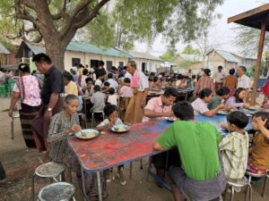 Building 100 schools in Burma - School 98 - High School - Ywar Thi