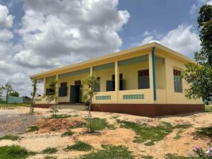 Building 100 schools in Burma - School 104 - Middle school - Shwe Pha La Gan
