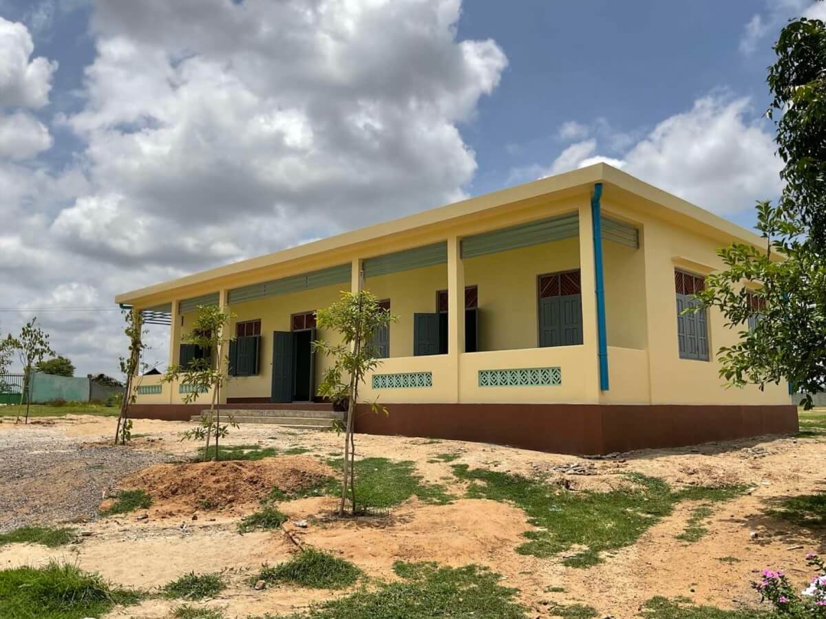 Building 100 schools in Burma - School 104 - Middle school - Shwe Pha La Gan